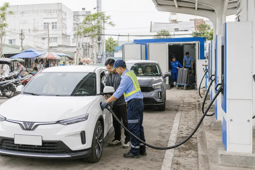 Vietnam EV Charging Race: V-green’s Nationwide Network and the Bold Push Beyond VinFast