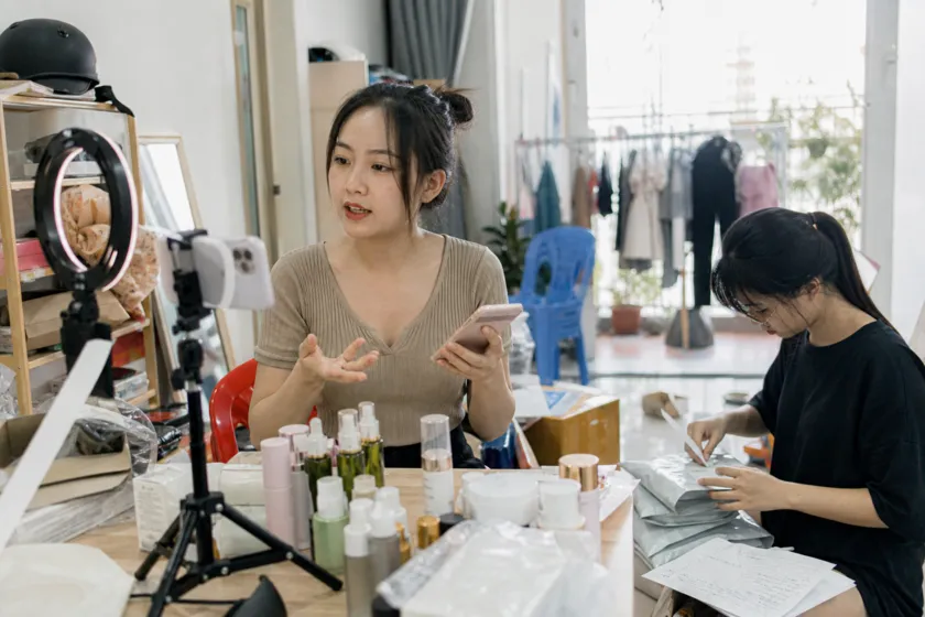 Vietnam’s TikTok Shop Boom: How Live Commerce Is Rewriting Social Shopping